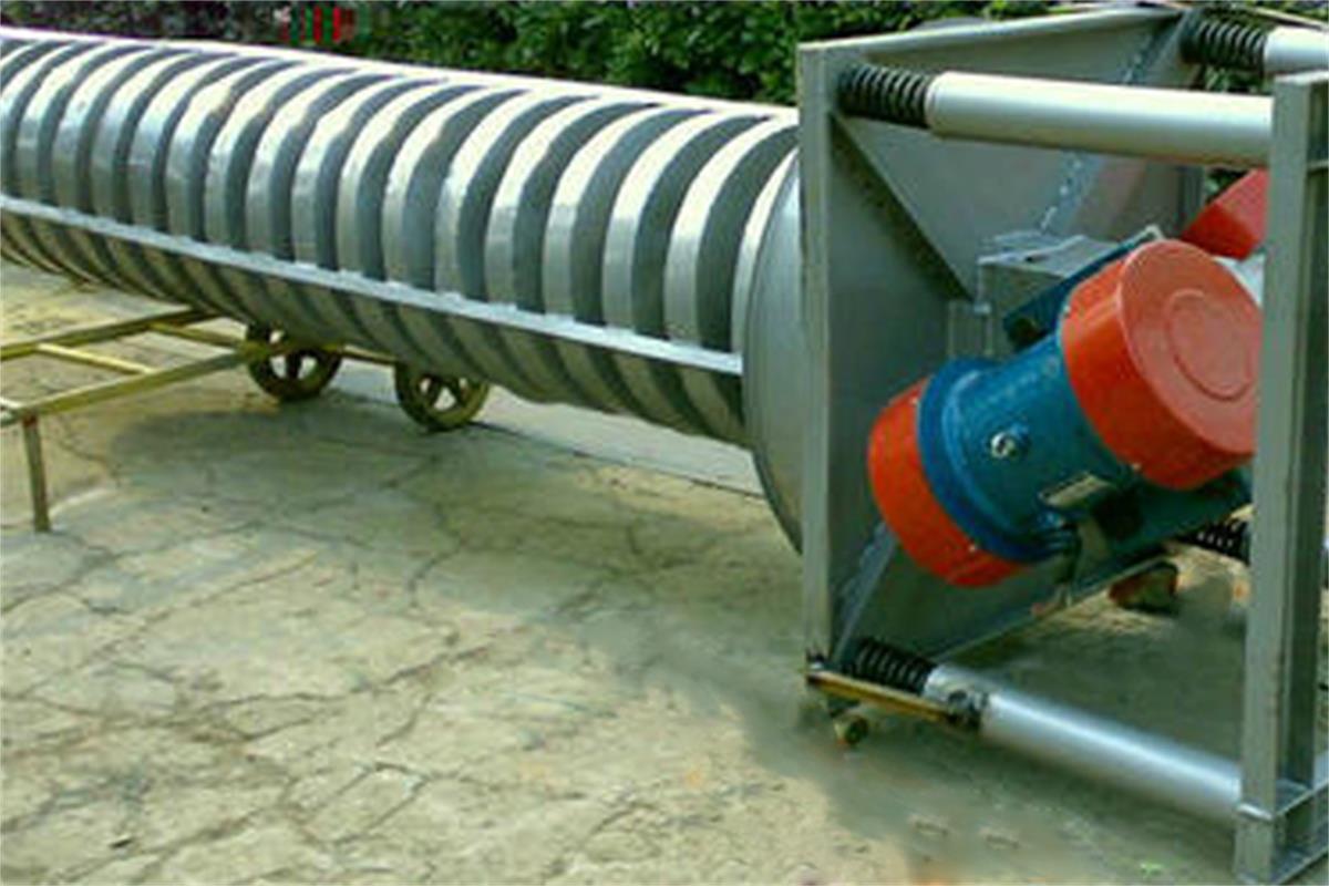 垂直振動(dòng)輸送機(jī)具有哪些特點(diǎn)